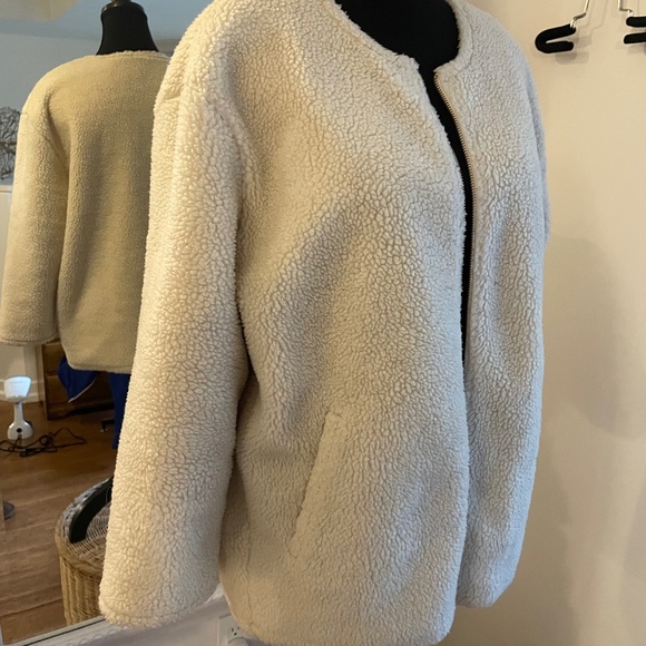 J Crew Light Sherpa Jacket with gold zip - Picture 1 of 7